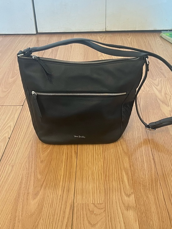 Vera Bradley Handbags - Vera Bradley Crossbody